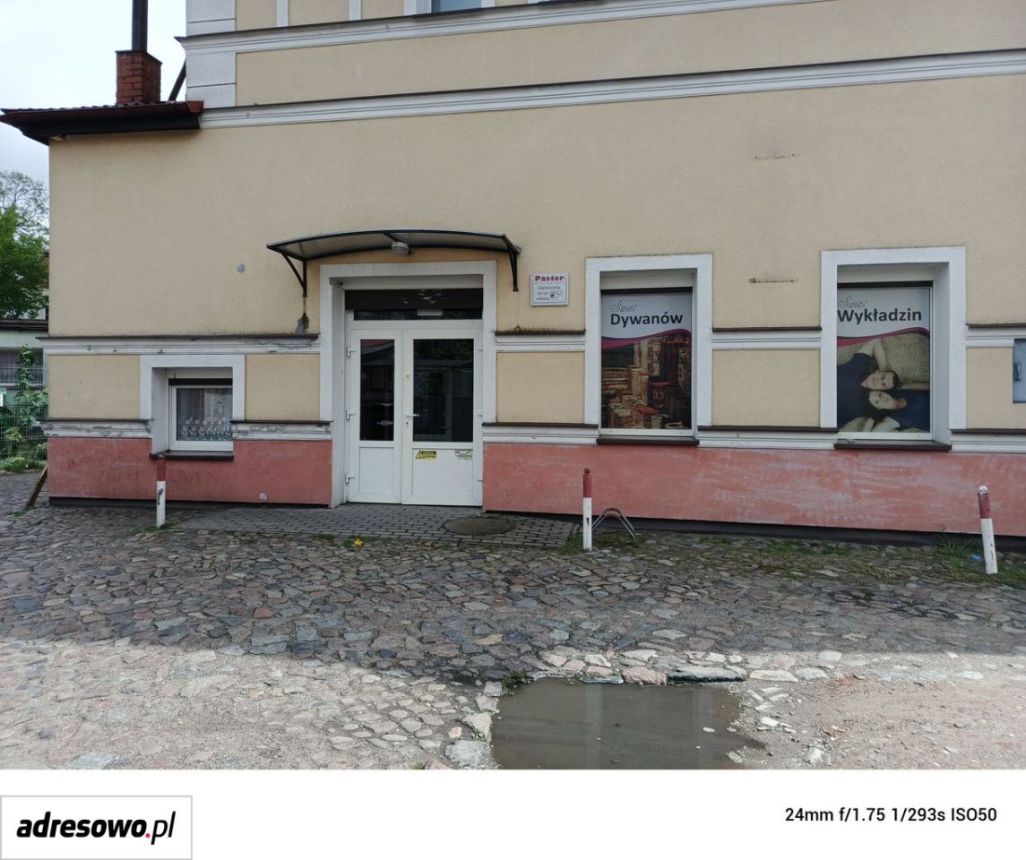 Commercial property, 187 m²
