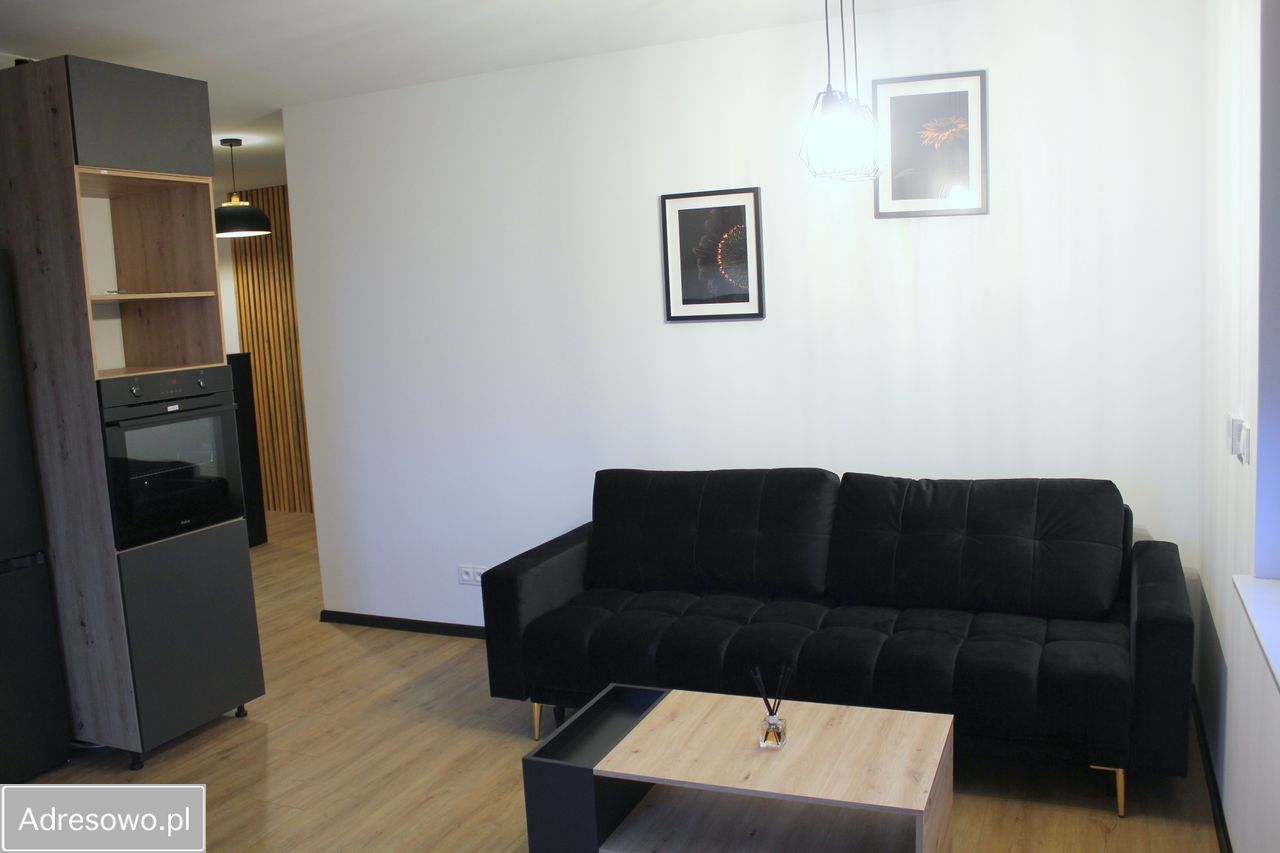 Mieszkanie 3-pokojowe Starczanowo, ul. Czesława Świdurskiego. Zdjęcie 2