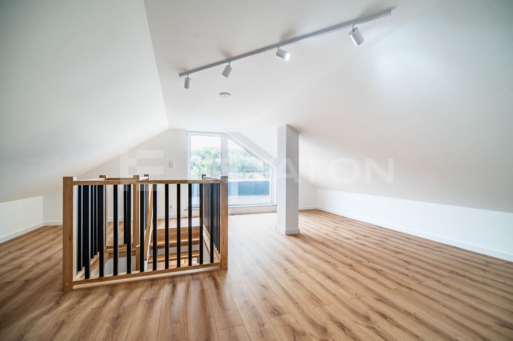 dom wolnostojący, 5 pokoi Siedliska. Zdjęcie 20