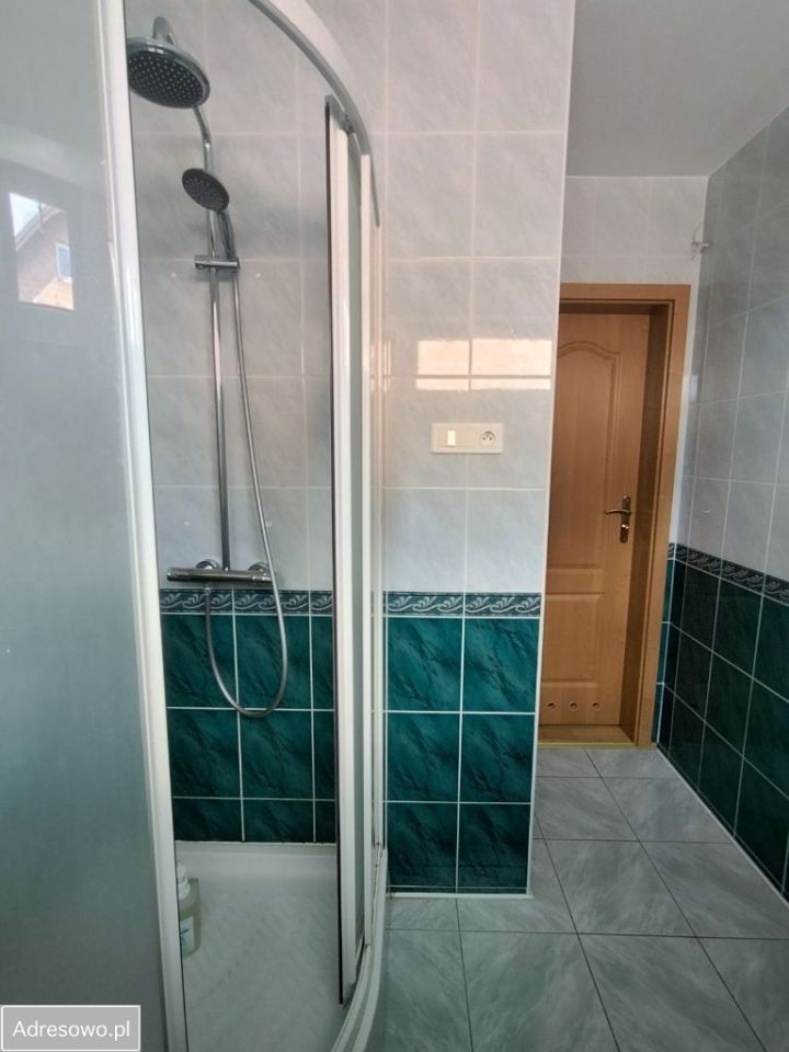 dom wolnostojący, 7 pokoi Piotrków Trybunalski, ul. Tadeusza Nowakowskiego. Zdjęcie 2