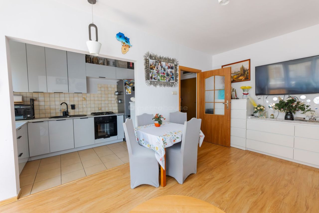 Mieszkanie 2-pokojowe Marki. Zdjęcie 2