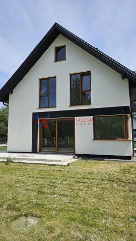 dom wolnostojący, 5 pokoi Łoś. Zdjęcie 16