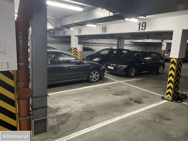 Garaż/miejsce parkingowe Gdynia Redłowo, ul. Legionów. Zdjęcie 1