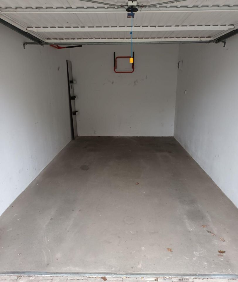 Garaż/miejsce parkingowe Gorzów Wielkopolski Chróścik, Madrycka. Zdjęcie 1