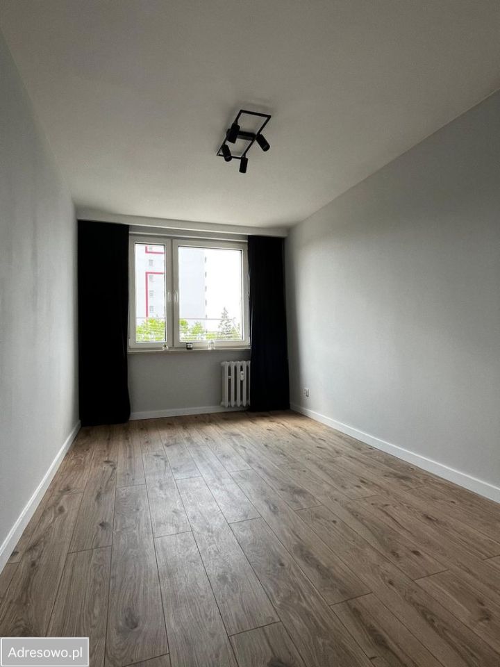 Mieszkanie 3-pokojowe Kielce KSM, ul. Spółdzielcza. Zdjęcie 4