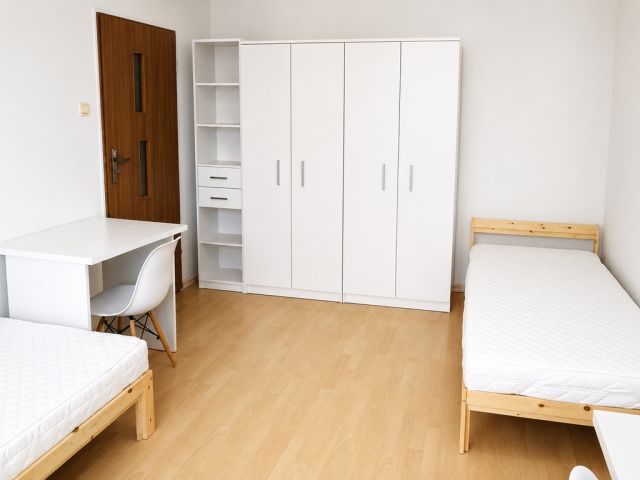 Mieszkanie 4-pokojowe Rzeszów, ul. ks. Jerzego Popiełuszki. Zdjęcie 2