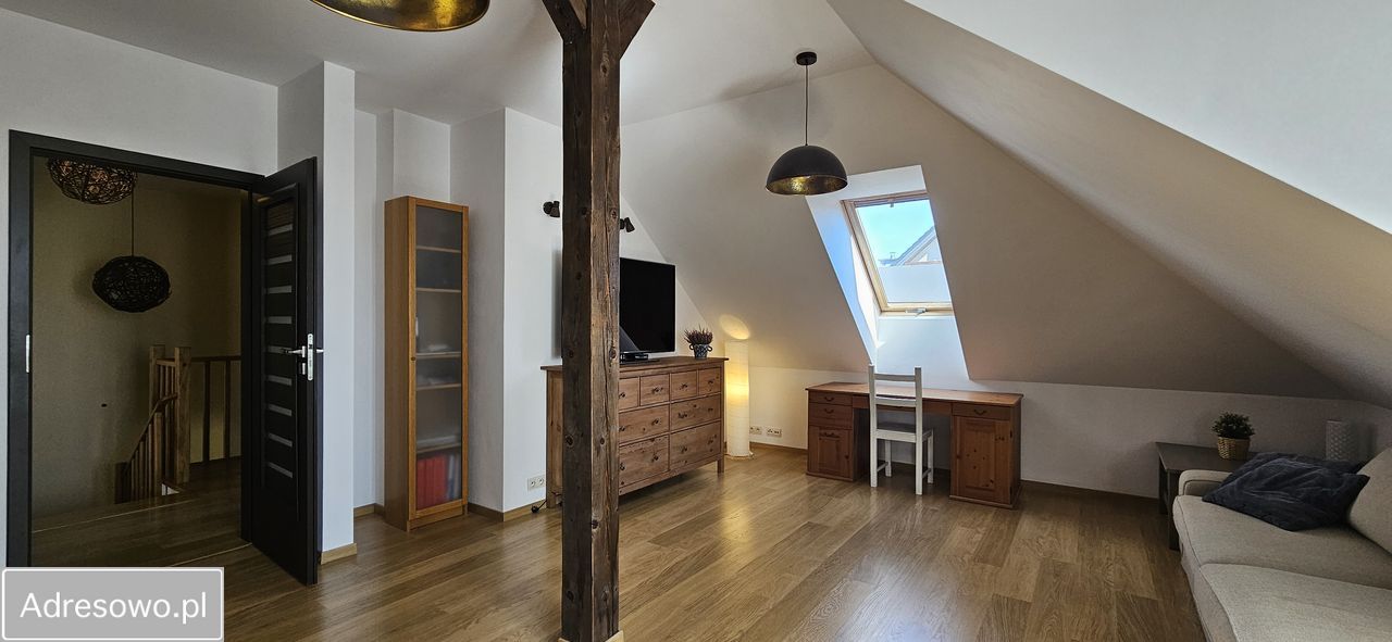 dom wolnostojący, 5 pokoi Sadowa, Ulica. Zdjęcie 9