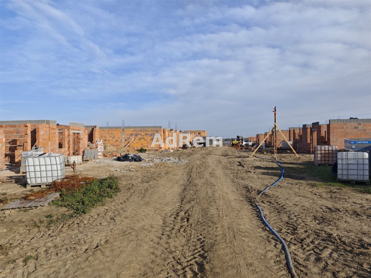 bliźniak, 4 pokoje Czernica, ul. Ogrodowa. Zdjęcie 3