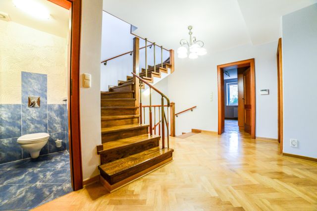 bliźniak, 8 pokoi Komorów, ul. Szmaragdowa. Zdjęcie 13