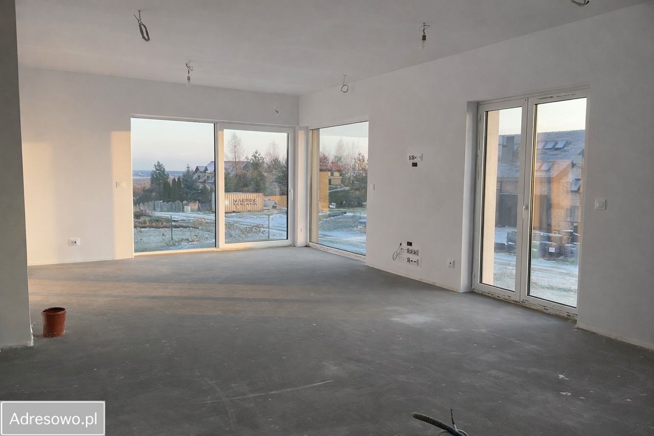 dom wolnostojący, 4 pokoje Wysoki Kościół. Zdjęcie 3