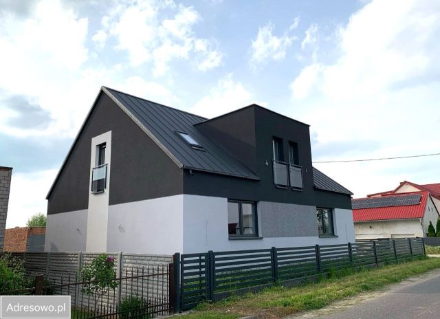 dom wolnostojący, 8 pokoi Skrzebowa. Zdjęcie 1