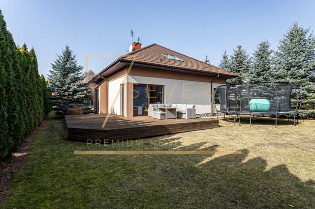 dom wolnostojący, 5 pokoi Nowa Wieś. Zdjęcie 2