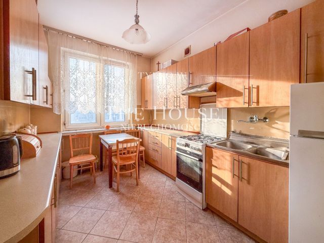 Mieszkanie 2-pokojowe Gdynia Śródmieście, ul. Obrońców Wybrzeża. Zdjęcie 2