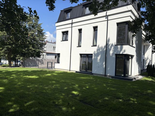 dom szeregowy, 5 pokoi Warszawa Wawer, ul. Heliotropów. Zdjęcie 1