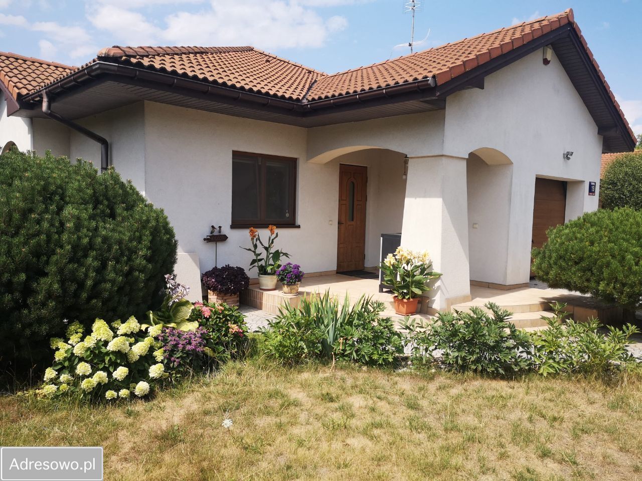 dom wolnostojący, 4 pokoje Borowa Góra, ul. Sosnowa