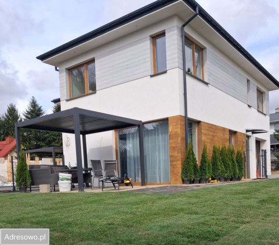 bliźniak, 4 pokoje Marysin, ul. Szarugi. Zdjęcie 1