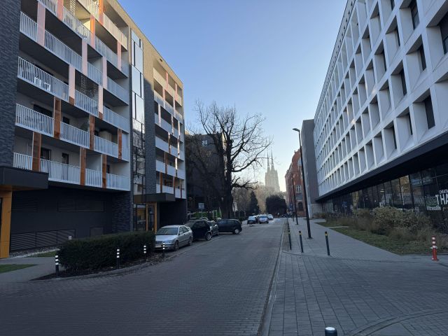 Mieszkanie 3-pokojowe Wrocław Śródmieście, ul. Henryka Sienkiewicza. Zdjęcie 3