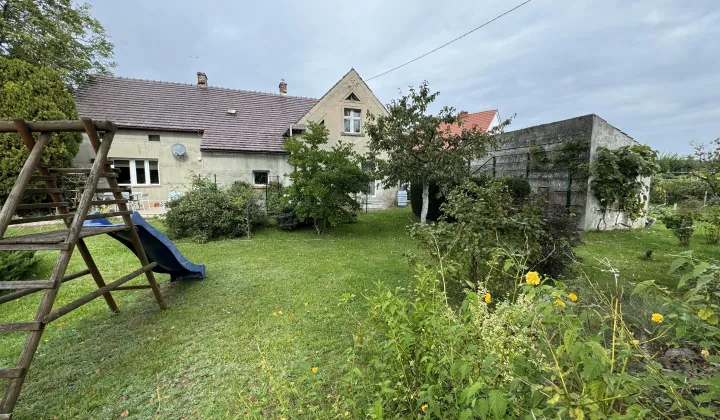 dom wolnostojący, 8 pokoi Zielona Góra Jędrzychów, ul. Kąpielowa