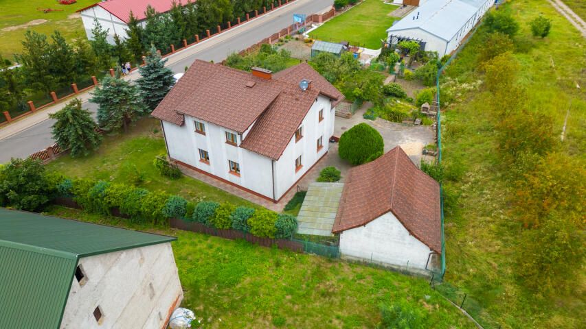 dom wolnostojący, 6 pokoi Bielice. Zdjęcie 2