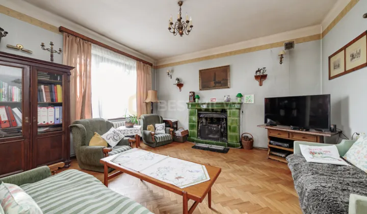 dom wolnostojący, 10 pokoi Warszawa Włochy, ul. Świerszcza