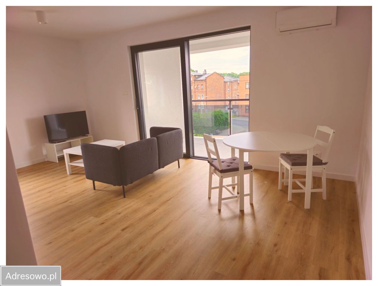 Mieszkanie 2-pokojowe Mysłowice Brzezinka, ul. Laryska. Zdjęcie 2