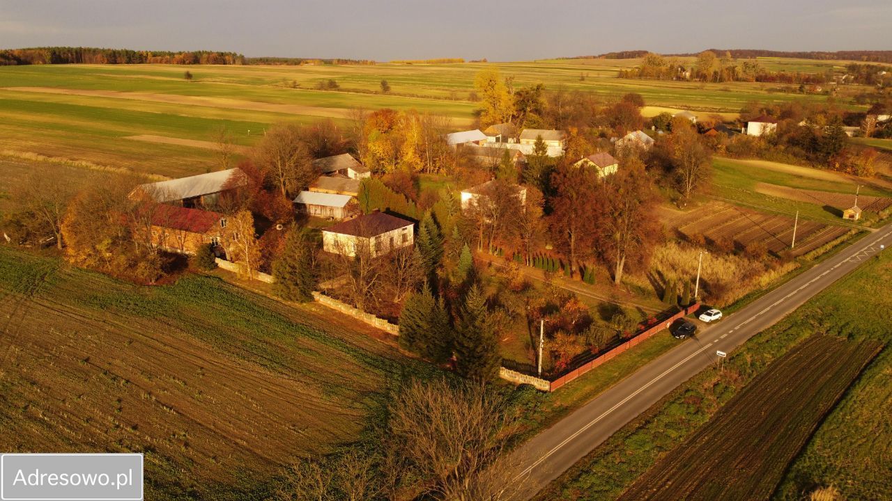 dom wolnostojący, 4 pokoje Typin. Zdjęcie 11