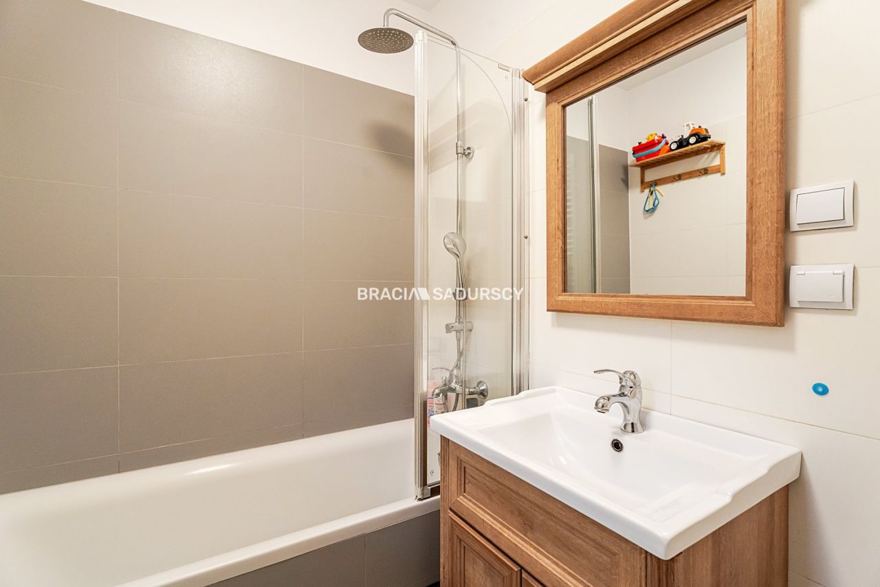 Mieszkanie 3-pokojowe Kraków Swoszowice, ul. Macieja Dębskiego. Zdjęcie 13