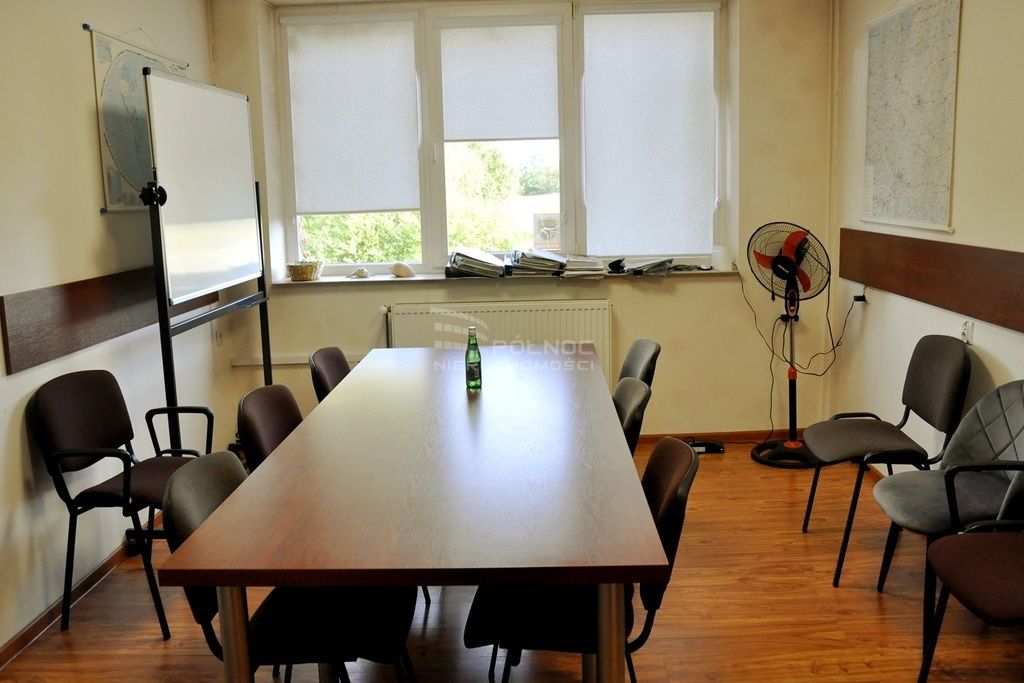 Hala/magazyn Olsztynek, ul. Mrongowiusza. Zdjęcie 9