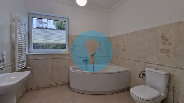 dom wolnostojący, 3 pokoje Kielce. Zdjęcie 8