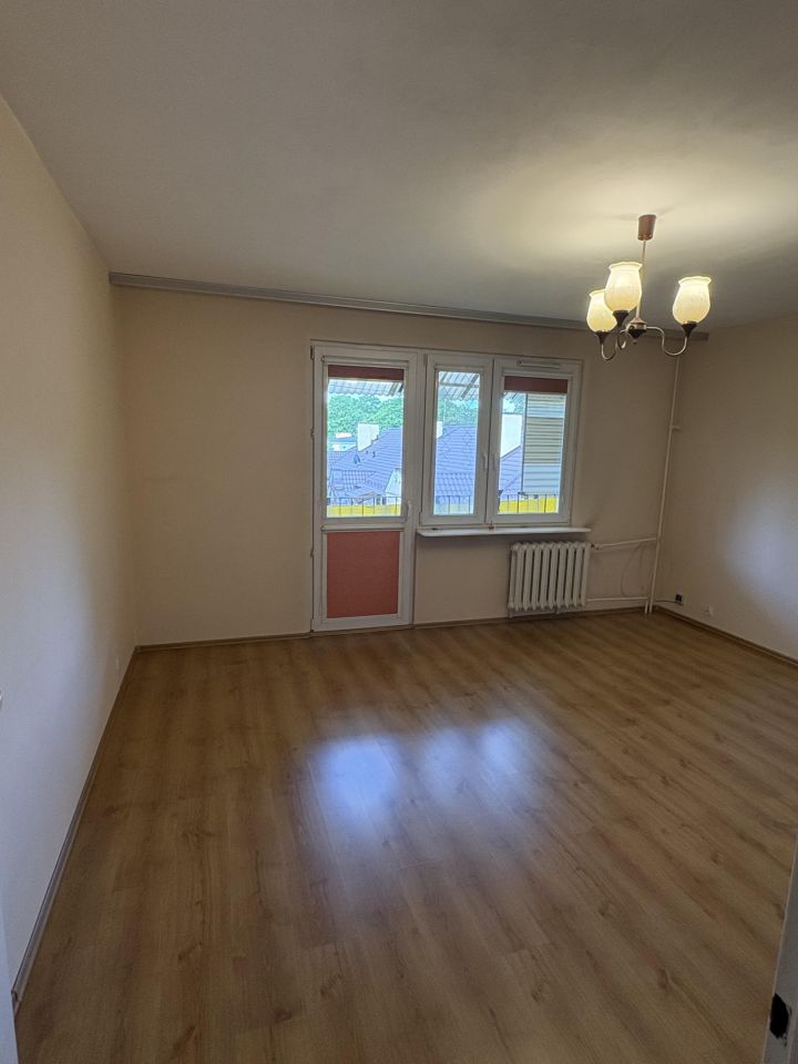 Mieszkanie 3-pokojowe Pionki Centralna Kolonia, ul. Sosnowa. Zdjęcie 3