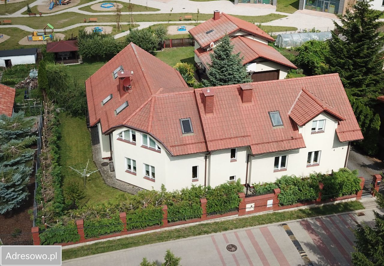 dom wolnostojący, 7 pokoi Kętrzyn, ul. Lipowa