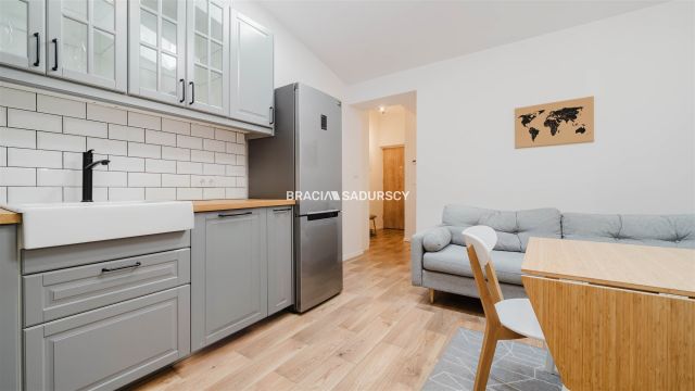 Mieszkanie 3-pokojowe Kraków Stare Miasto, ul. Radziwiłłowska. Zdjęcie 5