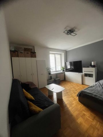 Mieszkanie 1-pokojowe Mielec, ul. Aleja Niepodległości. Zdjęcie 1