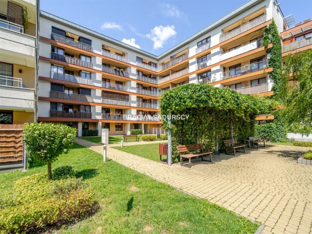 Mieszkanie 3-pokojowe Kraków Dębniki, ul. dr. Jana Piltza. Zdjęcie 38