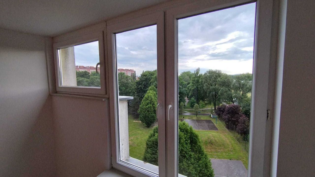 Mieszkanie 2-pokojowe Kraków Bieńczyce, os. Kalinowe. Zdjęcie 2