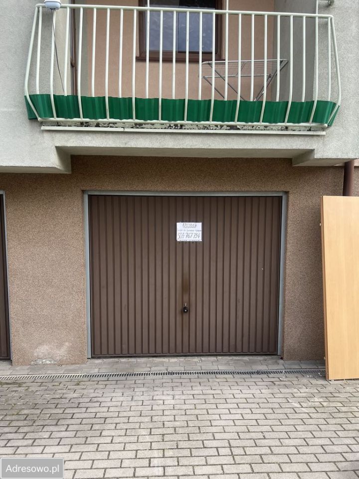 Garaż/miejsce parkingowe Brwinów, ul. Sochaczewska. Zdjęcie 2