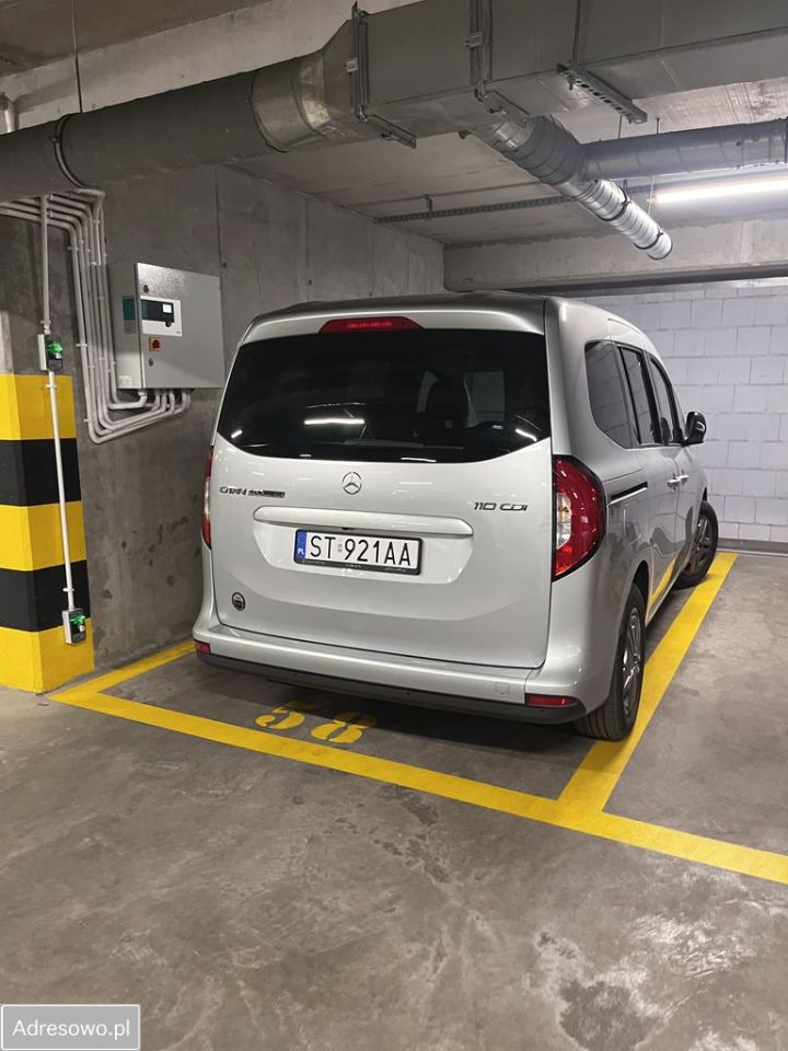Garaż/miejsce parkingowe Katowice Kostuchna, ul. Bażantów. Zdjęcie 3