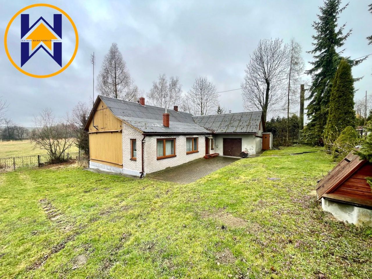 dom wolnostojący, 3 pokoje Sulisławice. Zdjęcie 2