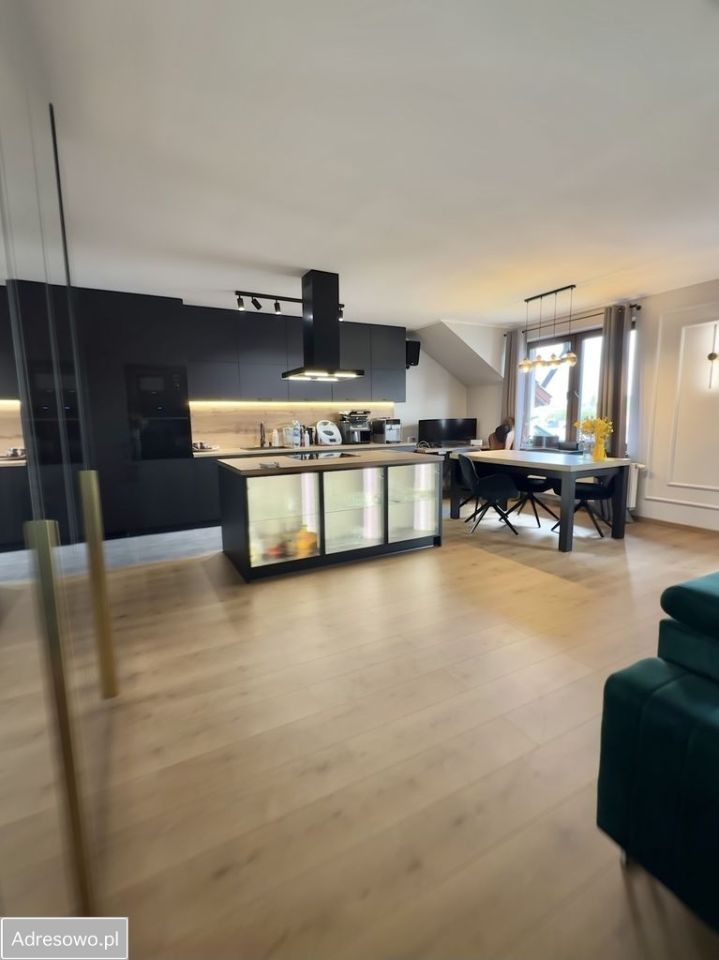 Mieszkanie 4-pokojowe Legnica. Zdjęcie 6