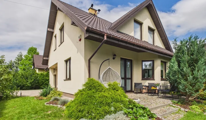 dom wolnostojący, 6 pokoi Pruszków