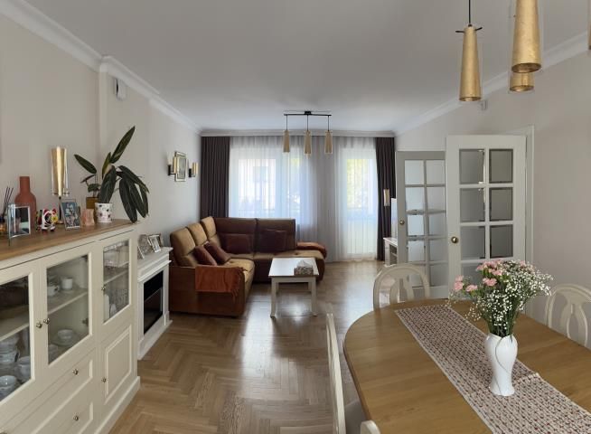 bliźniak, 4 pokoje Zielonka. Zdjęcie 6