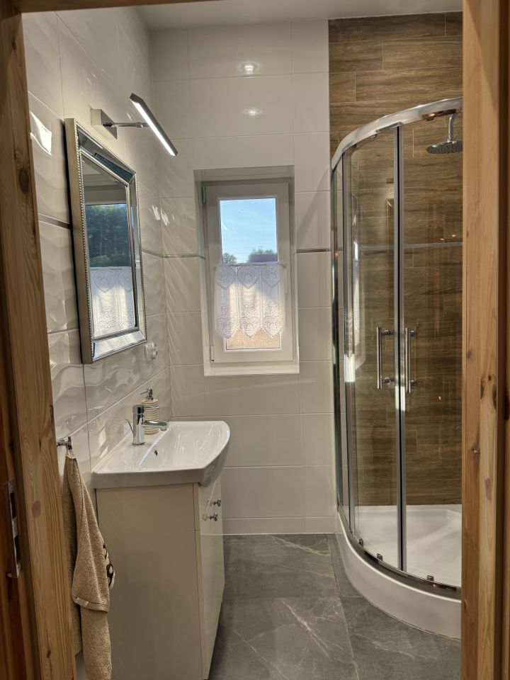 dom wolnostojący, 3 pokoje Kopczany. Zdjęcie 13