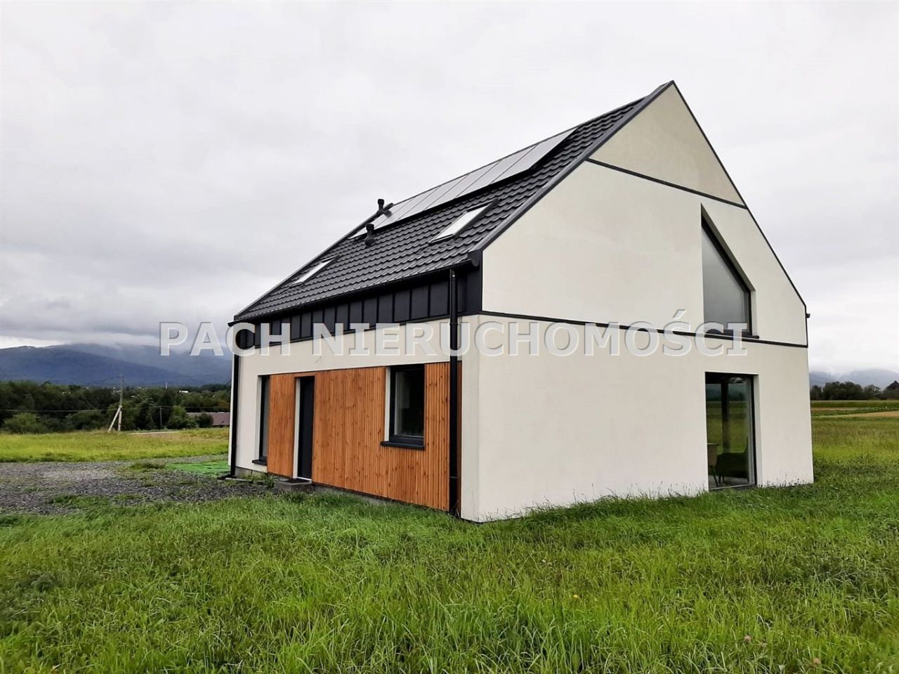 dom wolnostojący, 4 pokoje Międzyrzecze Górne. Zdjęcie 2