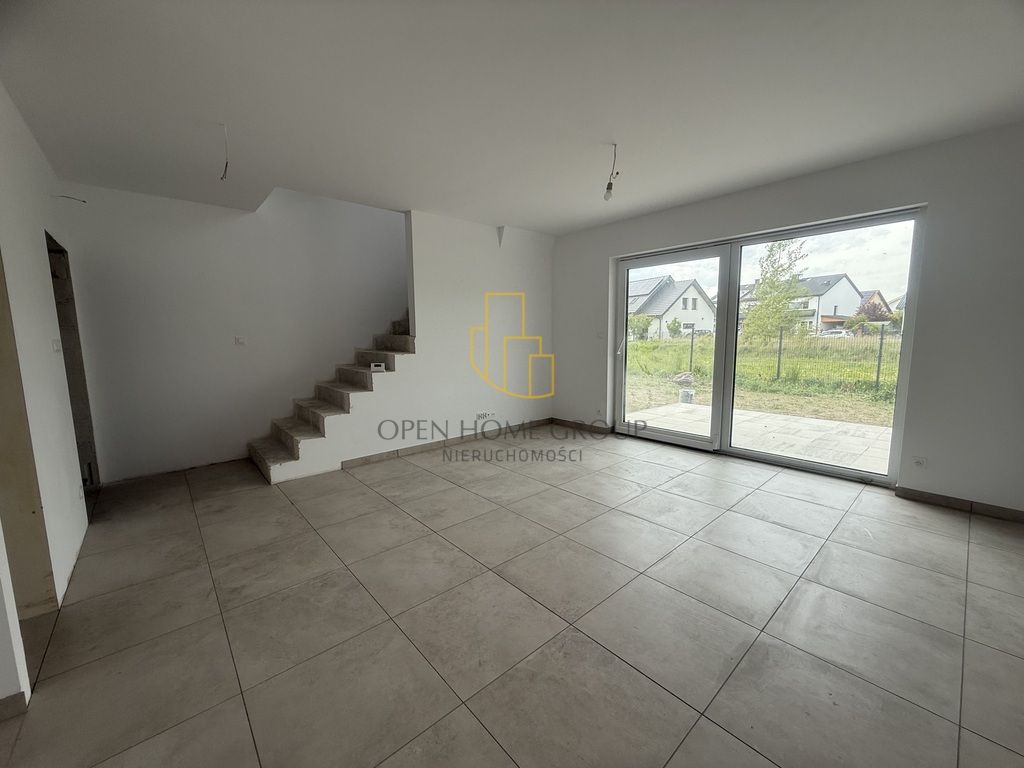 dom szeregowy, 5 pokoi Wilczyce. Zdjęcie 5