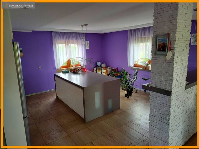 dom wolnostojący, 4 pokoje Gorczenica. Zdjęcie 9