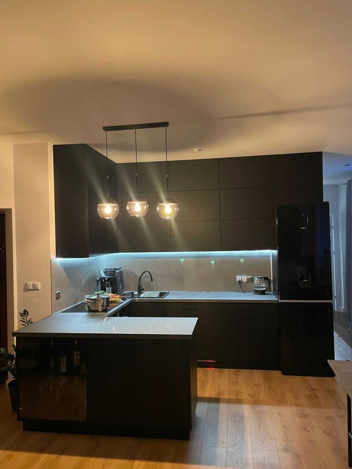 Mieszkanie 4-pokojowe Bielawa, ul. Bolesława Chrobrego. Zdjęcie 2