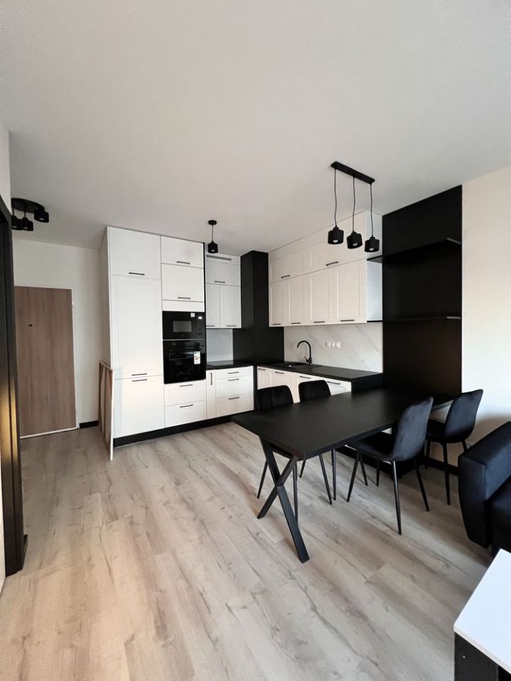 Mieszkanie 2-pokojowe Poznań Centrum, ul. Milczańska. Zdjęcie 2