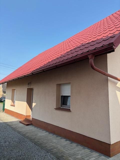 dom wolnostojący, 4 pokoje Rozkochów. Zdjęcie 2