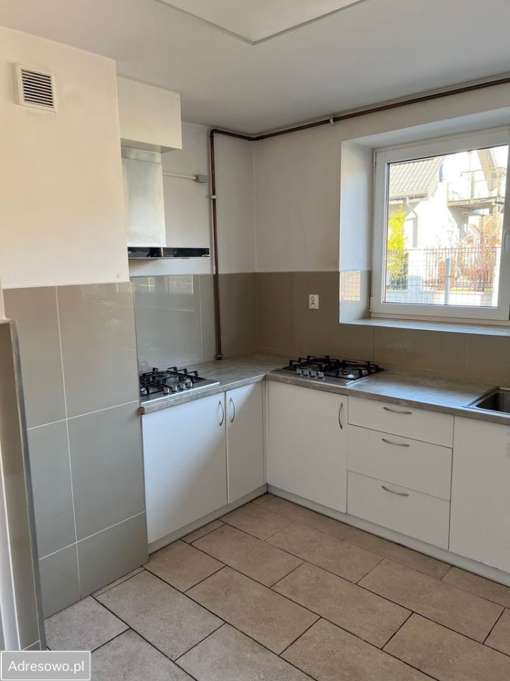 dom wolnostojący, 8 pokoi Pabianice, ul. Jarzębinowa. Zdjęcie 7