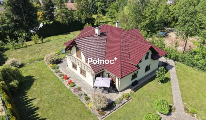 dom wolnostojący, 9 pokoi Osieczany